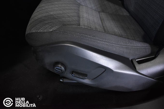 VOLVO XC60 B4 (d) automatico Core